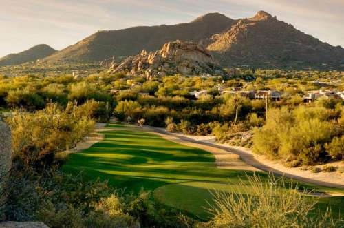 Golf Course Communities– Where Luxury Meets Lifestyle